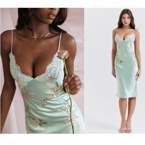 HOUSE OF CB XL D-DD  'Fallon' Light Jade Embroidered floral Slip Dress NWOT - Picture 3 of 16